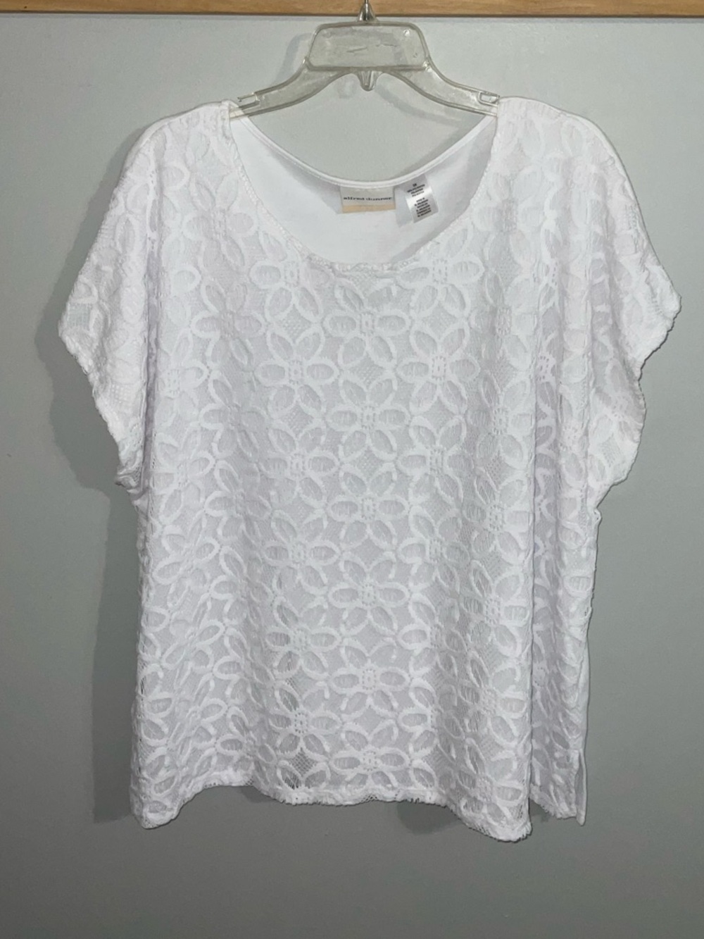 Alfred Dunner White Floral Lace Overlay Short Sleeve Dressy T-Shirt 3X